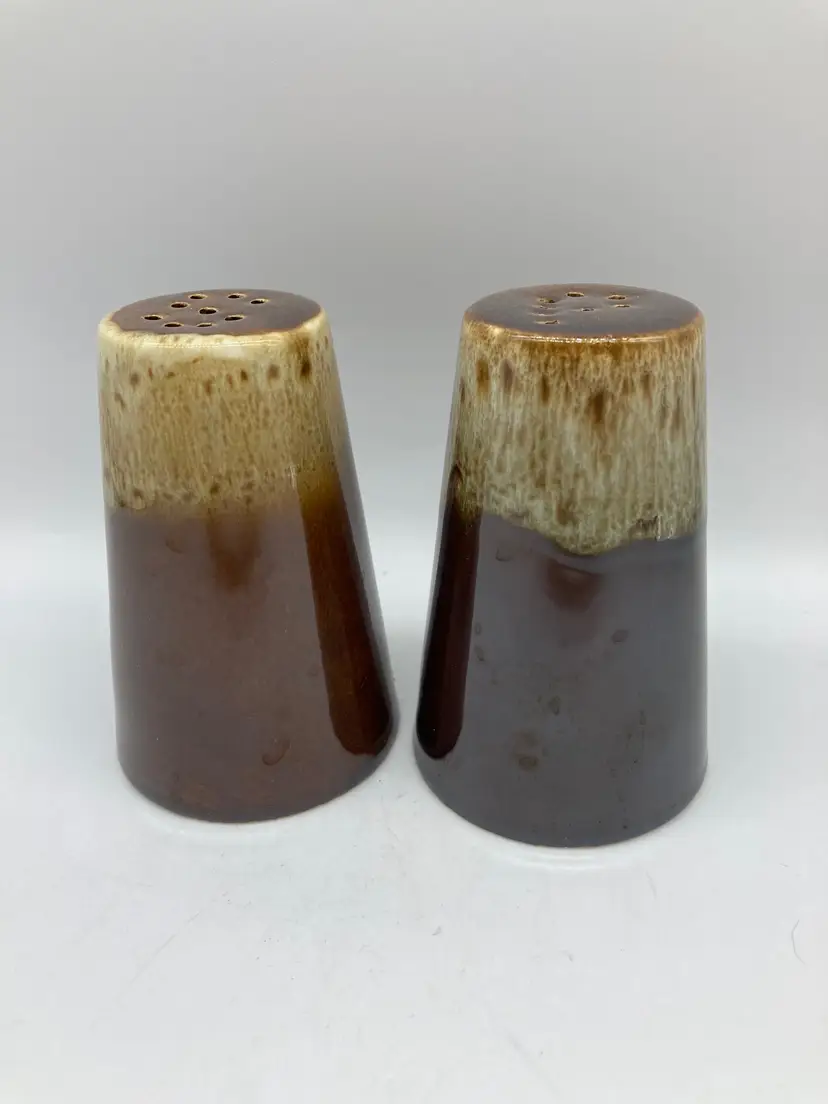 Vintage USA Brown Drip Glaze Pottery Salt & Pepper Shakers 4” MCM