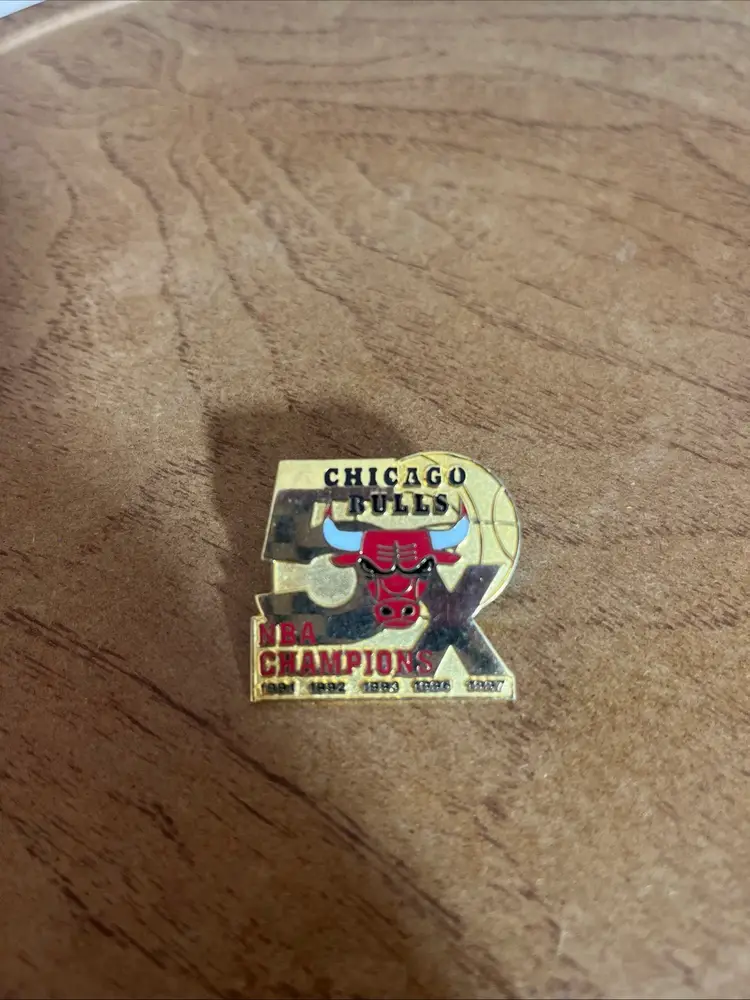 1997 Chicago Bulls 5x NBA Champions Pin by Peter David