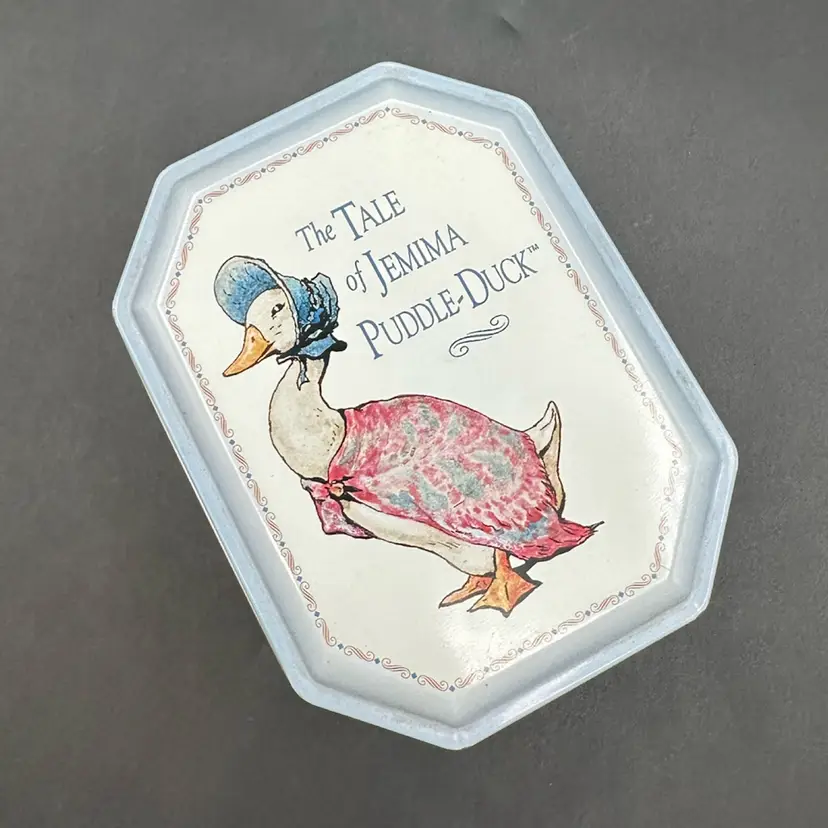 Vintage Beatrix Potter Woodland Creatures Chocolate Chip Cookie Tin, 6”L 4”T 4”W