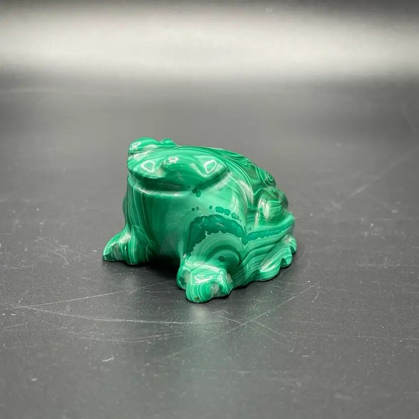 Malachite Carved Frog Figurine Green Crystal Stone Sculpture Renewal Spirit