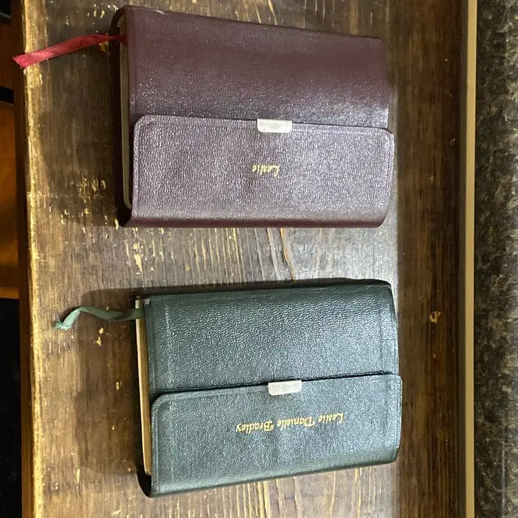 #01 Small Compact Bibles