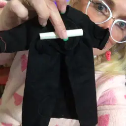 Can graduation cap and gown