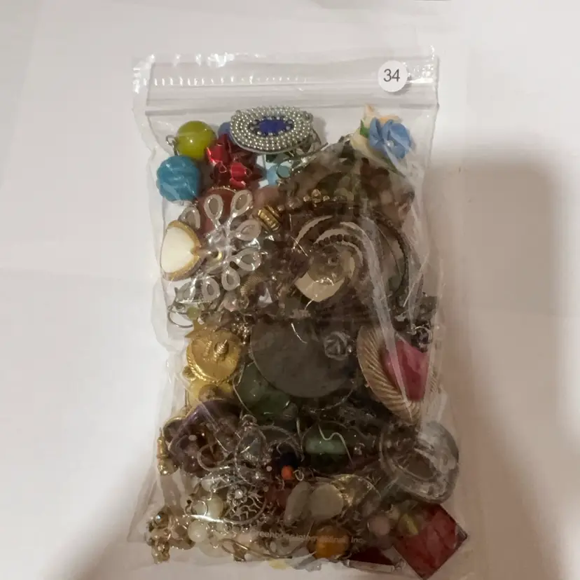 Craft Lot 1 Earring #34 Multicolor