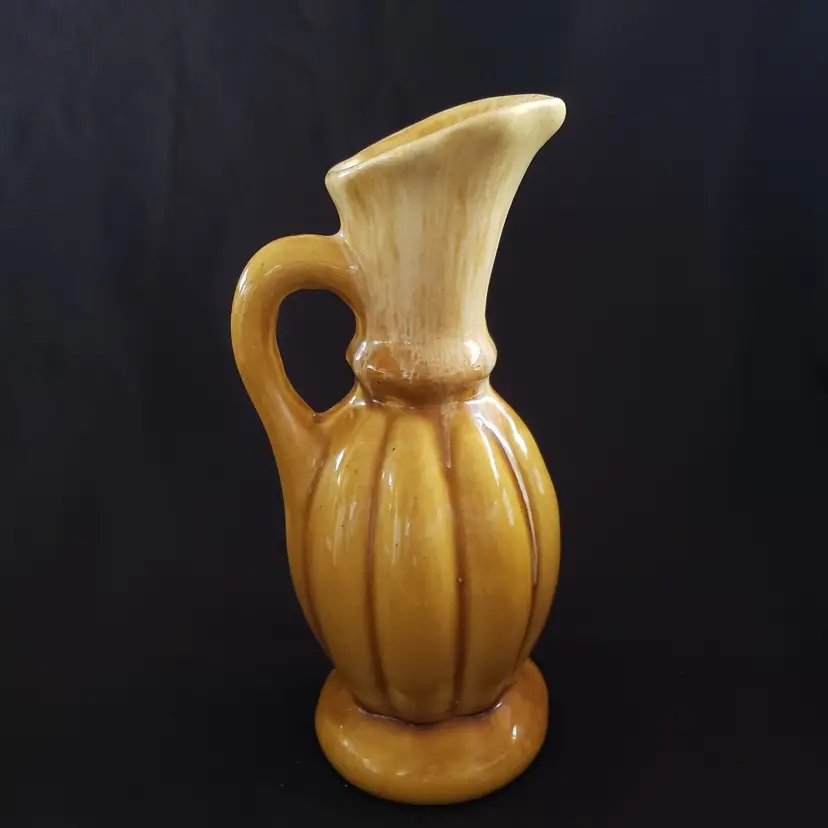Ceramic Pitcher Vase Gold Drip Glaze Retro Style 8 3/4" tall unbranded Vintage