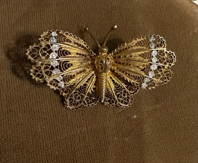 800 Silver w/ Gold wash Filigree Butterfly Pin