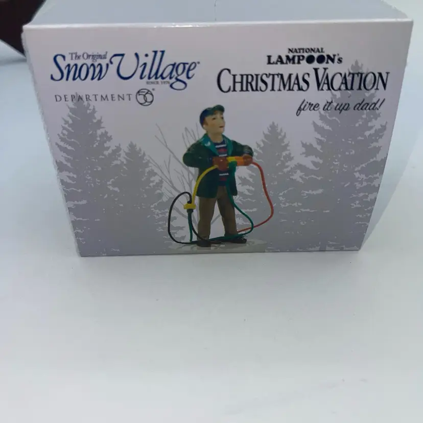 Department 56 Christmas Vacation Fire It Up Dad Accessory Figurine - (4030742)