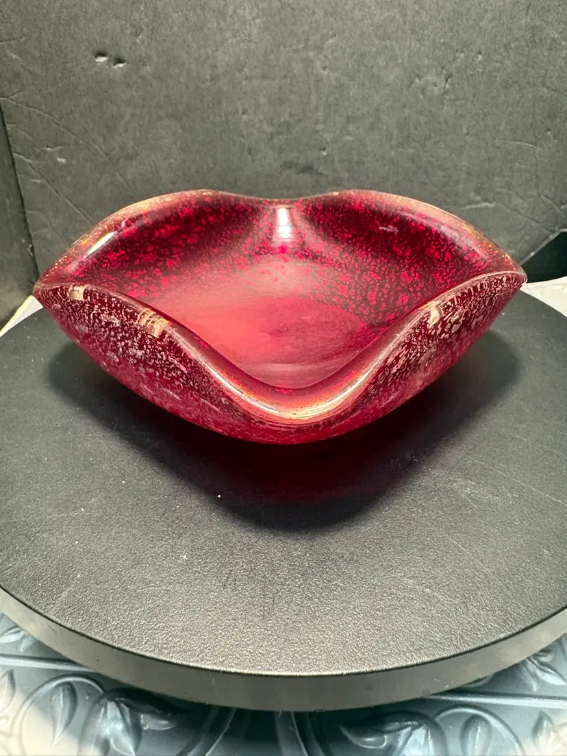 Vintage Deep Red Amber Rim and silver aventurine Murano bullicante sommerso glass bowl