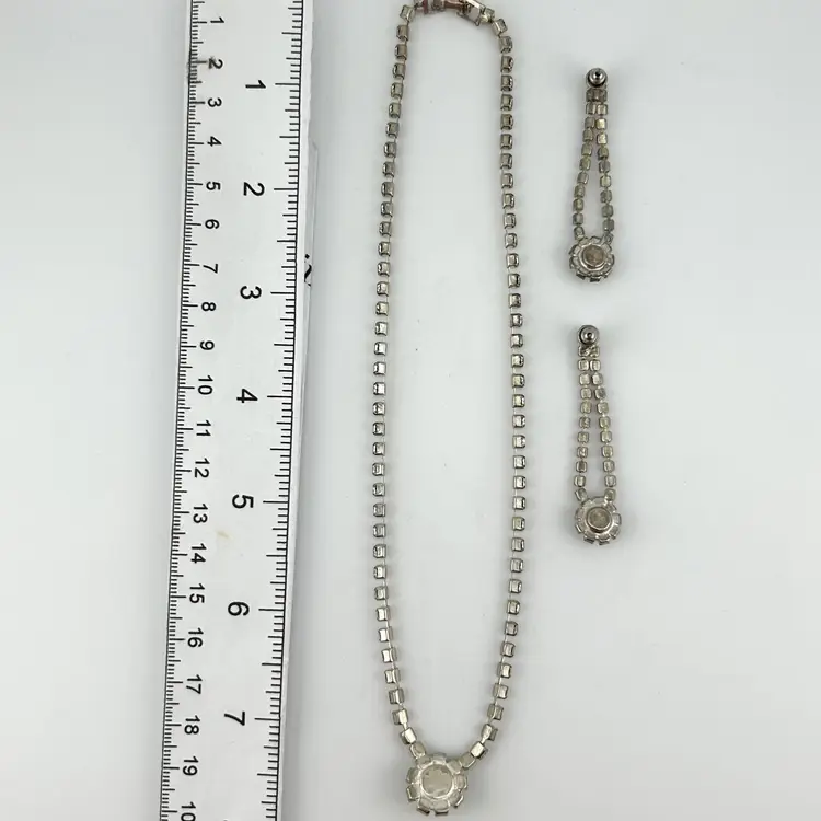 Vintage Silver Tone Clear and Emerald Rhinestone Necklace and Pierced Earring Set