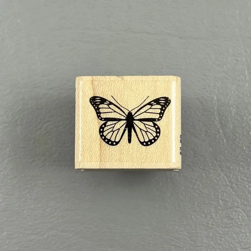 Stampabilities A1024 Tiny Butterfly 1”x1” Wood Mounted Rubber Stamp USA