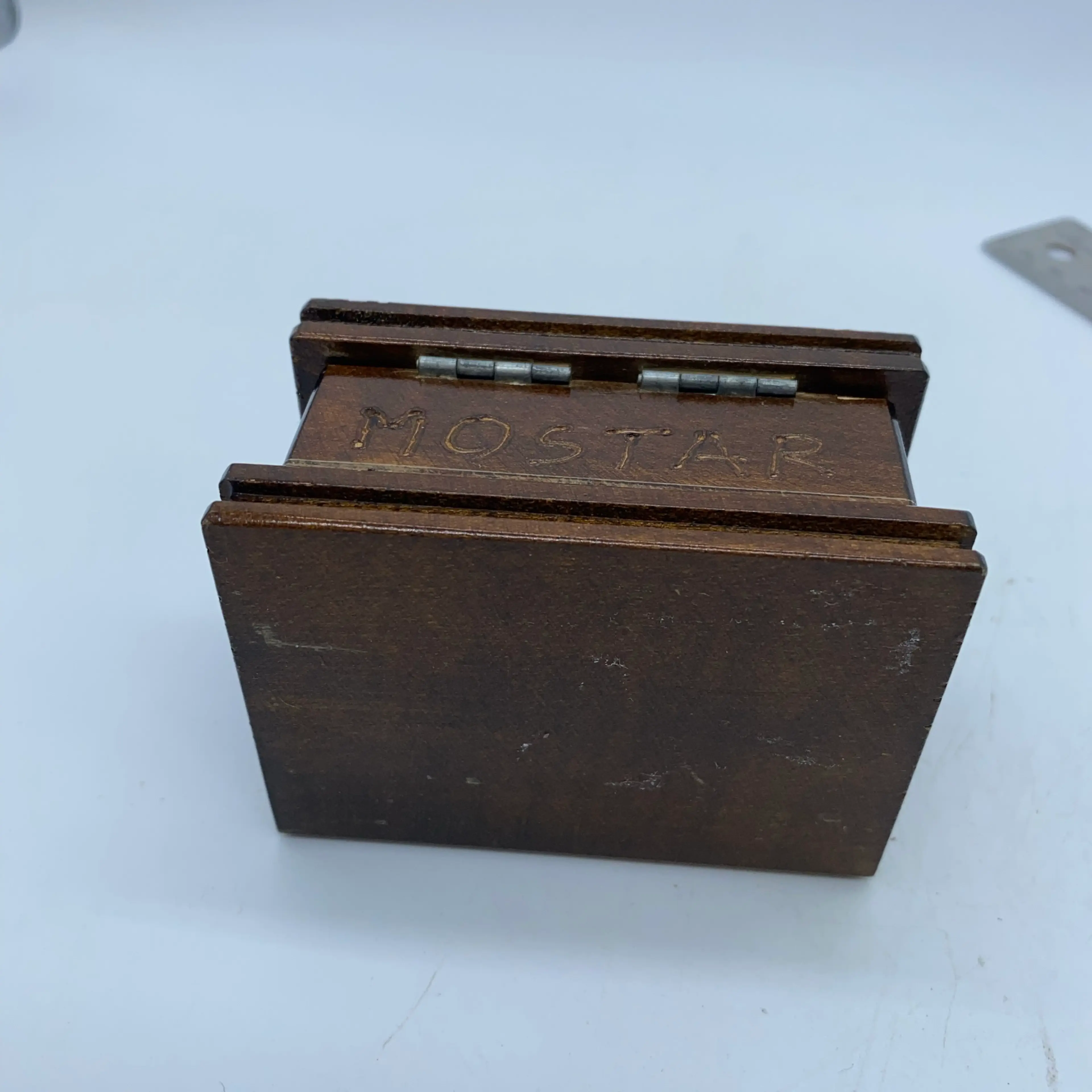 Image 3 of 4