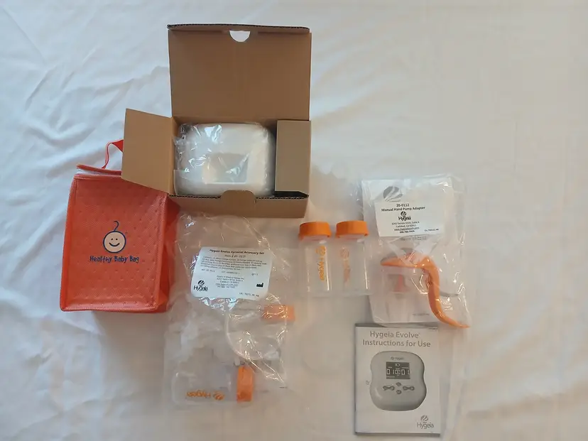 Hygeia Evolve Breast Pump Accessory Kit NIB with Tote & Bottles