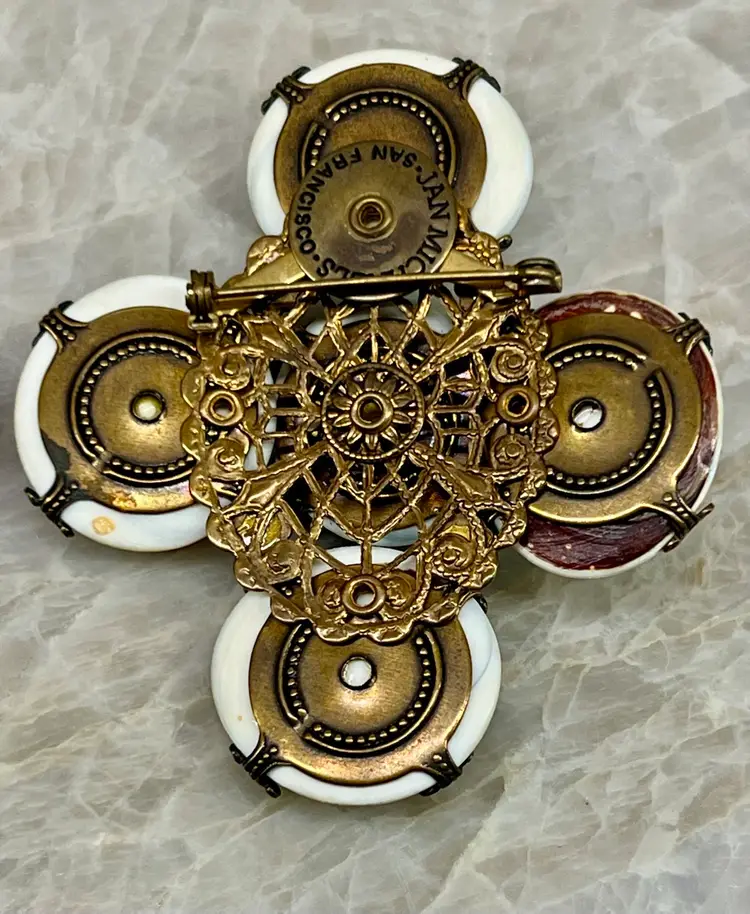 Vintage Jan Michaels San Francisco Brass CROSS  Sheep Head Shells Antikwa #G-9