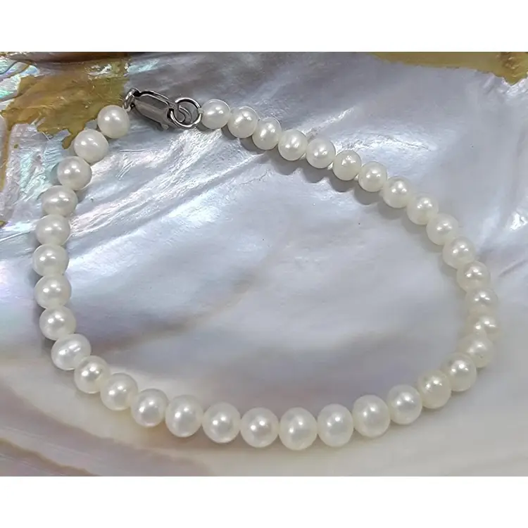 #34 Freshwater Pearl Bracelet, Sterling Clasp
