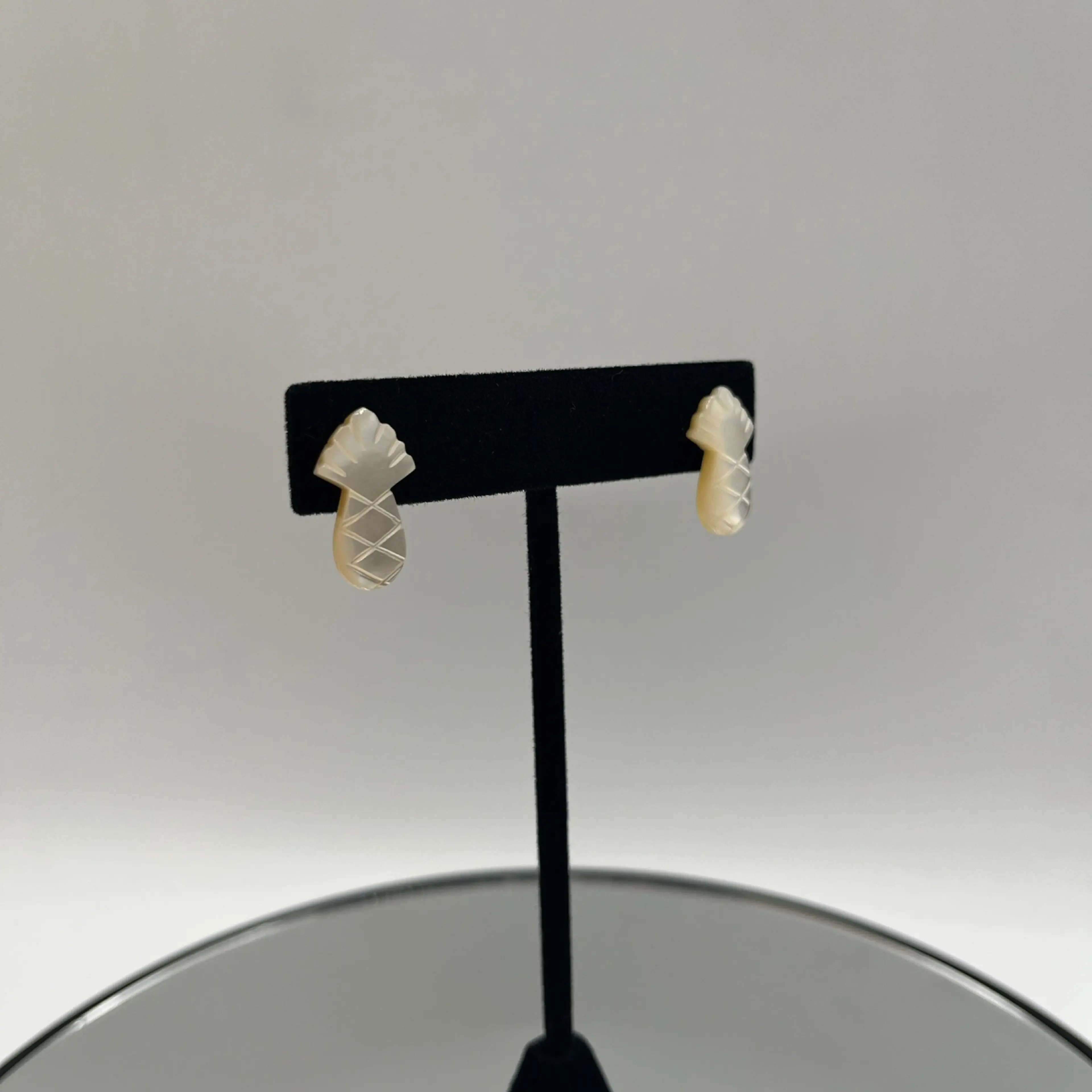 Image 2 of 5