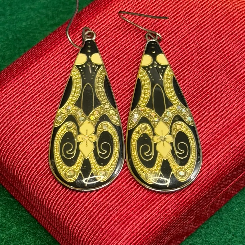 Pierre Bex Teardrop Hook Dangle Earrings Black Gold Tone Enamel Rhinestone Art Deco Style Silver Tone Acrylic Flood