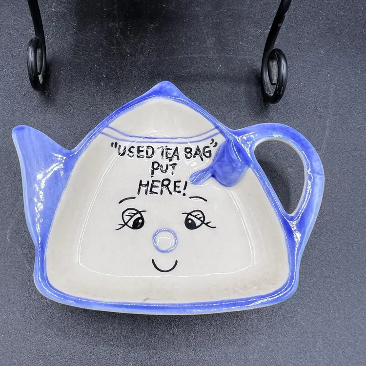 CB Anthropomorphic Tea Bag Rests And Caddy Set Of 4 “used Tea Bag Put Here” Kitschy Face 