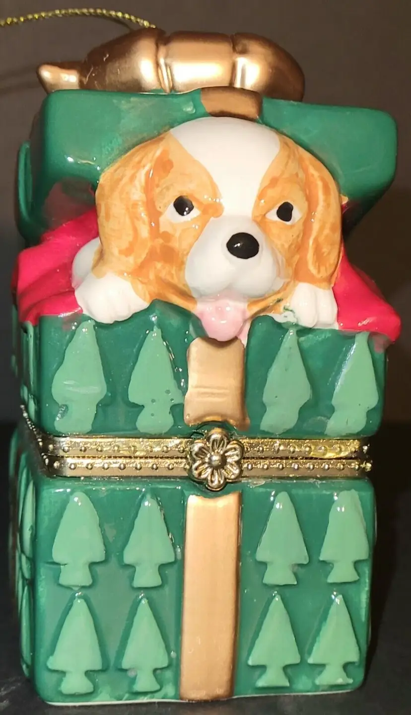 Mr. Christmas Ornament Musical Box Puppy in Green Present Joy to World 2014