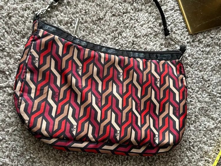LeSportsac by Diane von Furstenberg DVF Vintage Shoulder Bag Y2K 00s GUC