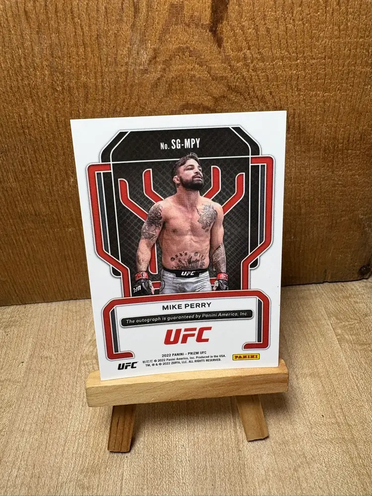 2022 Mike Perry Base Prizm Auto
