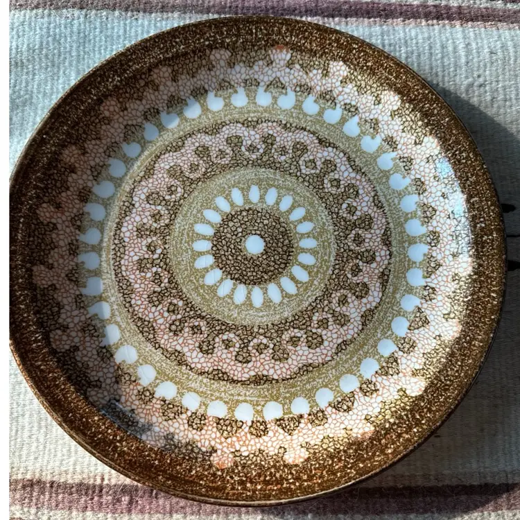 Vtg MOUNT CLEMENS China Underglaze Perma-stone Dinner Plate Platter Decor 10.5”