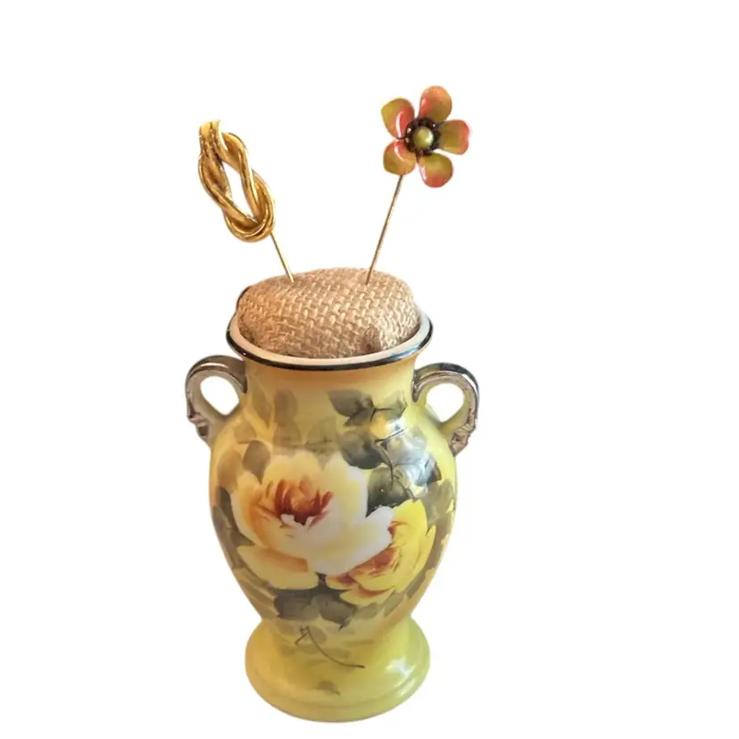 Beautiful Vintage Old Castle Vase With Two Hat Pins