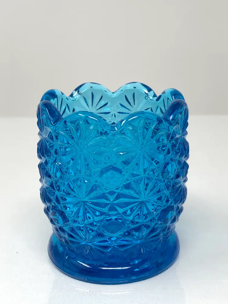 Aqua Blue Daisy and Button Toothpick Holder