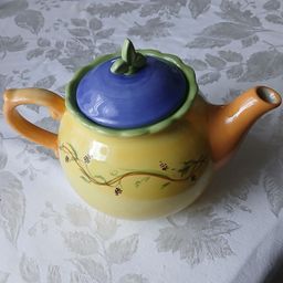 Pfaltzgraff Pistoulet Teapot