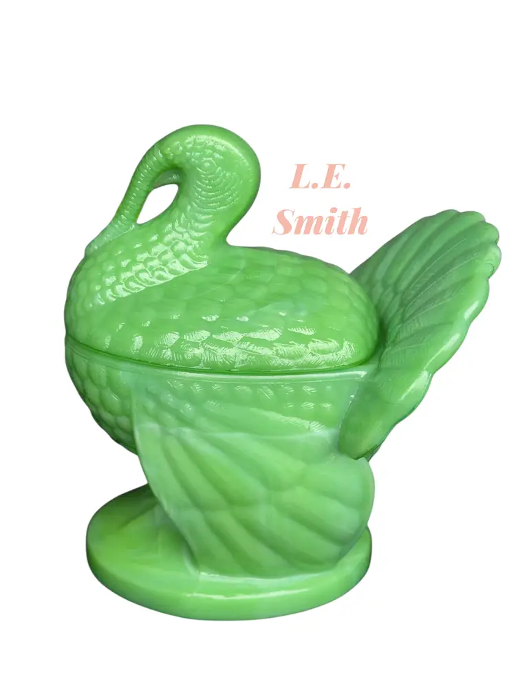 L.E Smith Jadeite Turkey soup bowl Martha Stewart