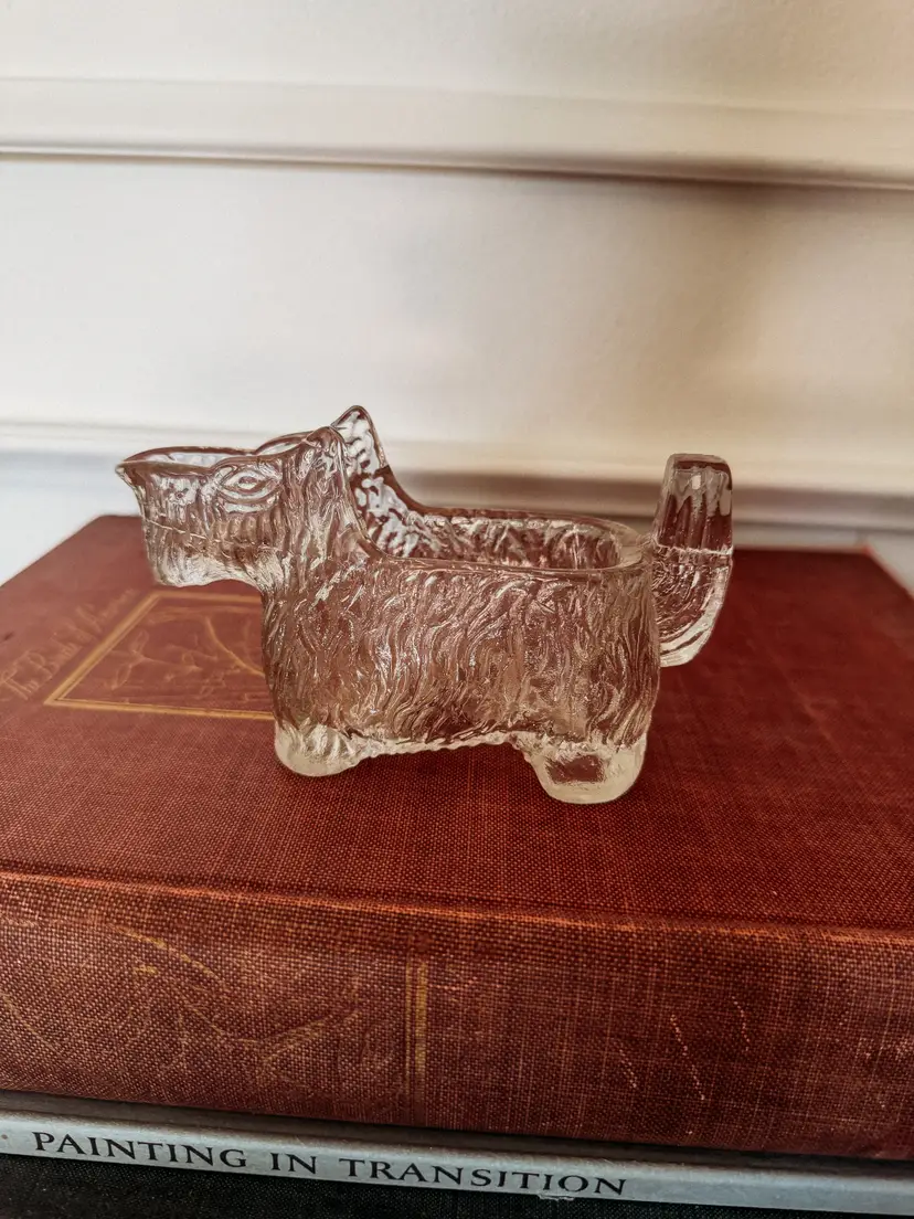 LE Smith clear glass Scottie dog creamer