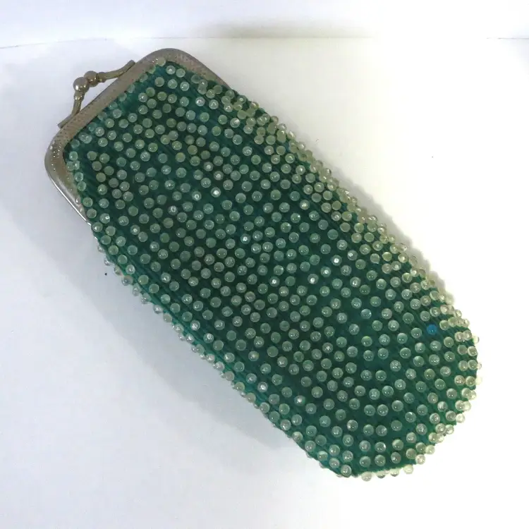 Vintage Beaded Lined Eye Glass Case Kiss Style Latch Tagged Hong Kong