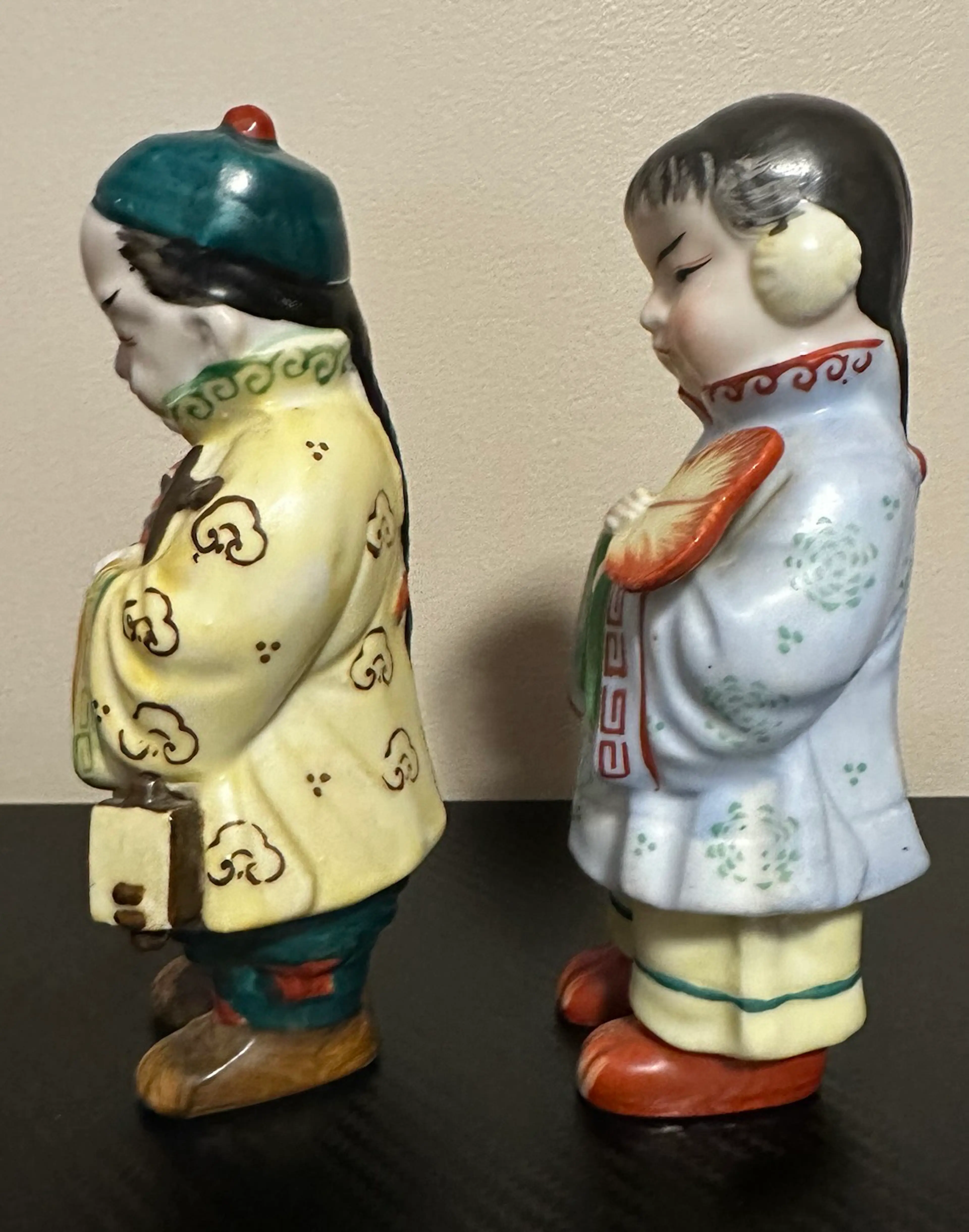 Image 2 of 7