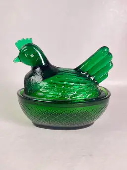 Green Mini Hen On Nest AS IS