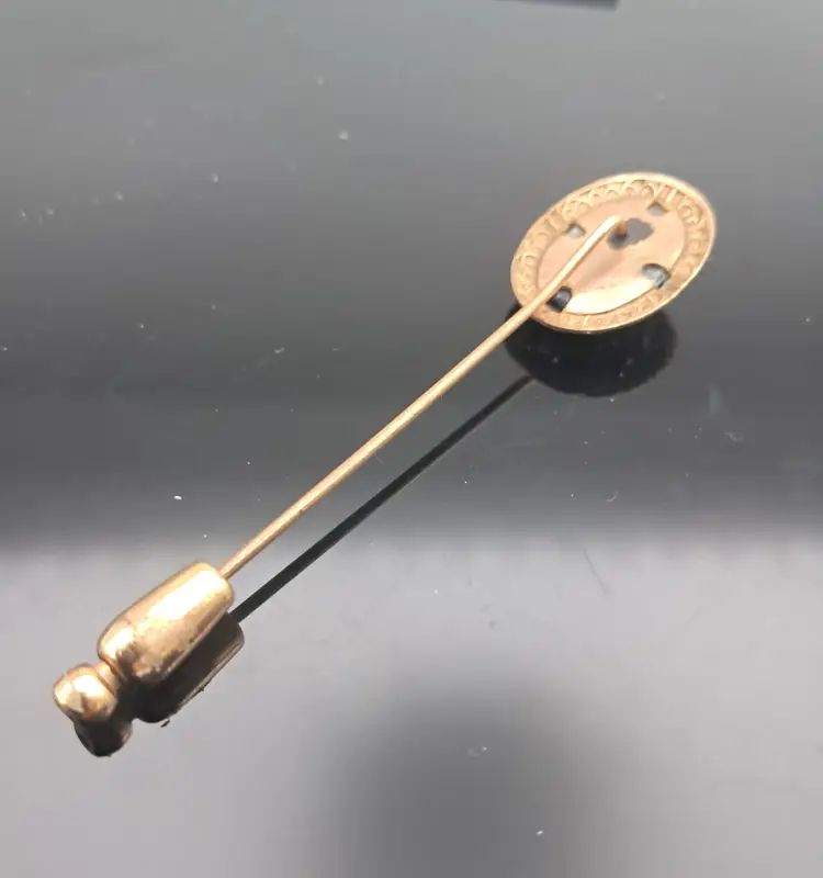 Vintage Stickpin with Murano Foil Glass Cab