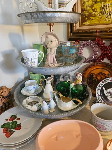 ✨️ Late Night 🌙 Vintage Variety 