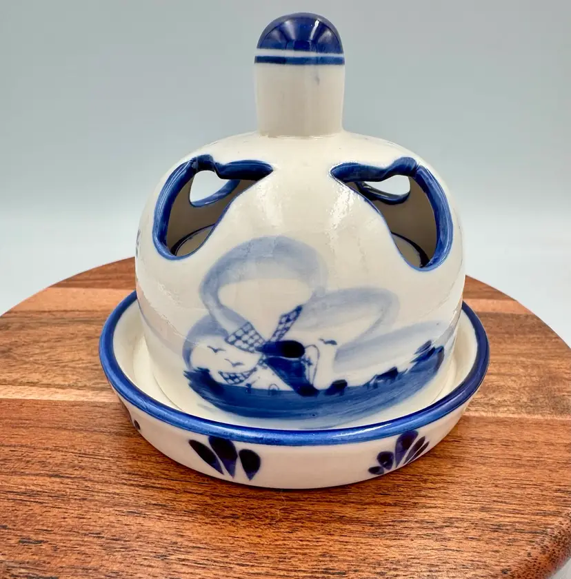 Dutch Blue & White Butter Dome
