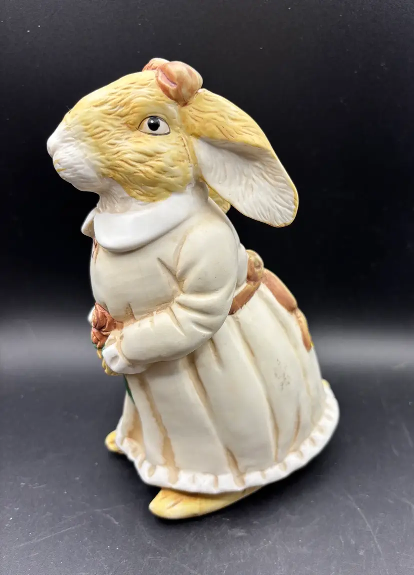 Ceramic “Mrs. Easter Bunny”from Ron Gordon. Vintage 1990s, Bisque Finish