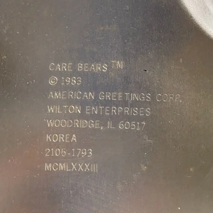 1983 Wilton Birthday Care bear Double Layer Cake Mold