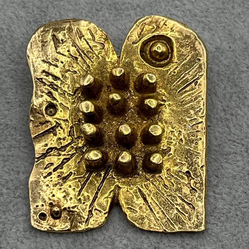 Signed Dani Karavan ‘76 Brutalist Judaica “10 Commandments” Pin/Pendant Combo