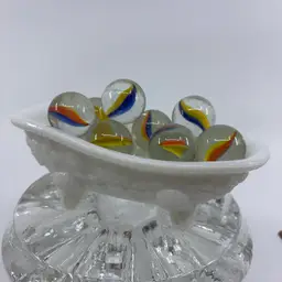 Vtg Bubble Bath ~ Avon Milk Glass Tub 5.5” & 12 Marbles