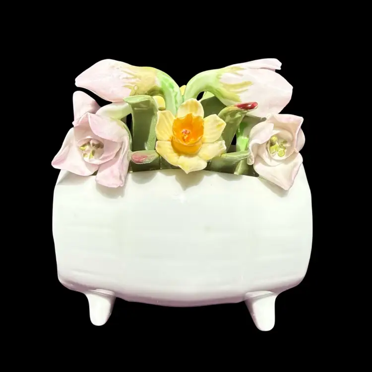 Aynsley Bone China Barrel Bouquet