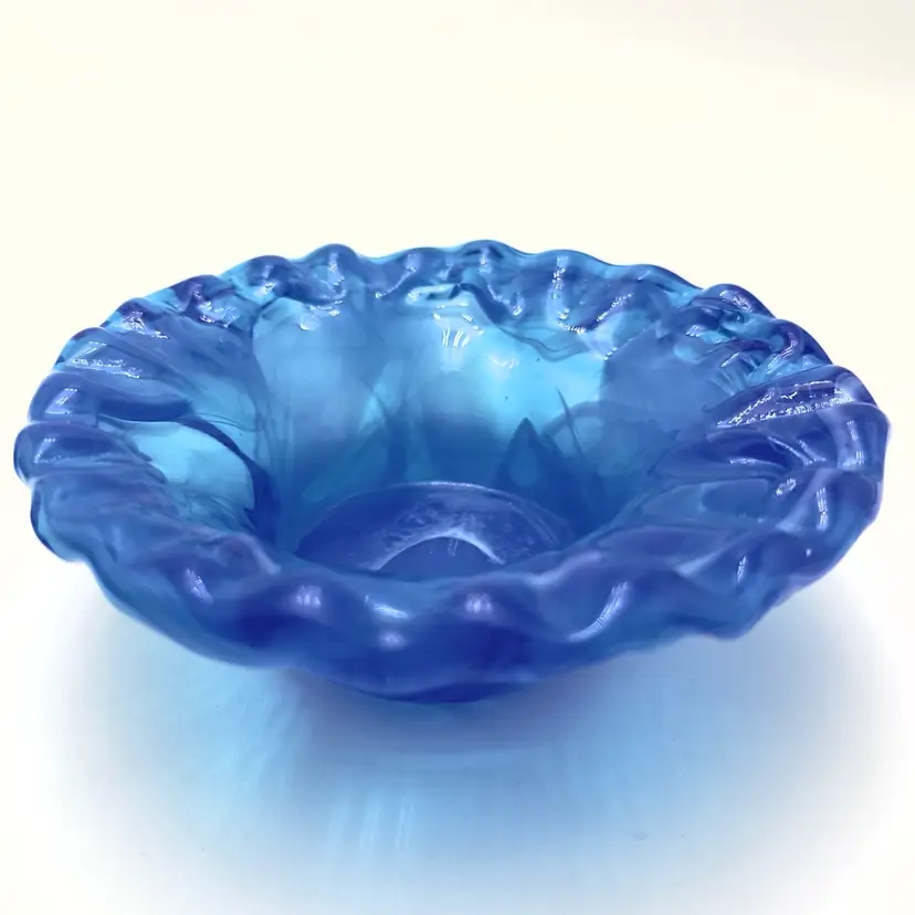 Blue Swirl Art Glass Trinket Dish 6.25D X 2.25”H Unsigned