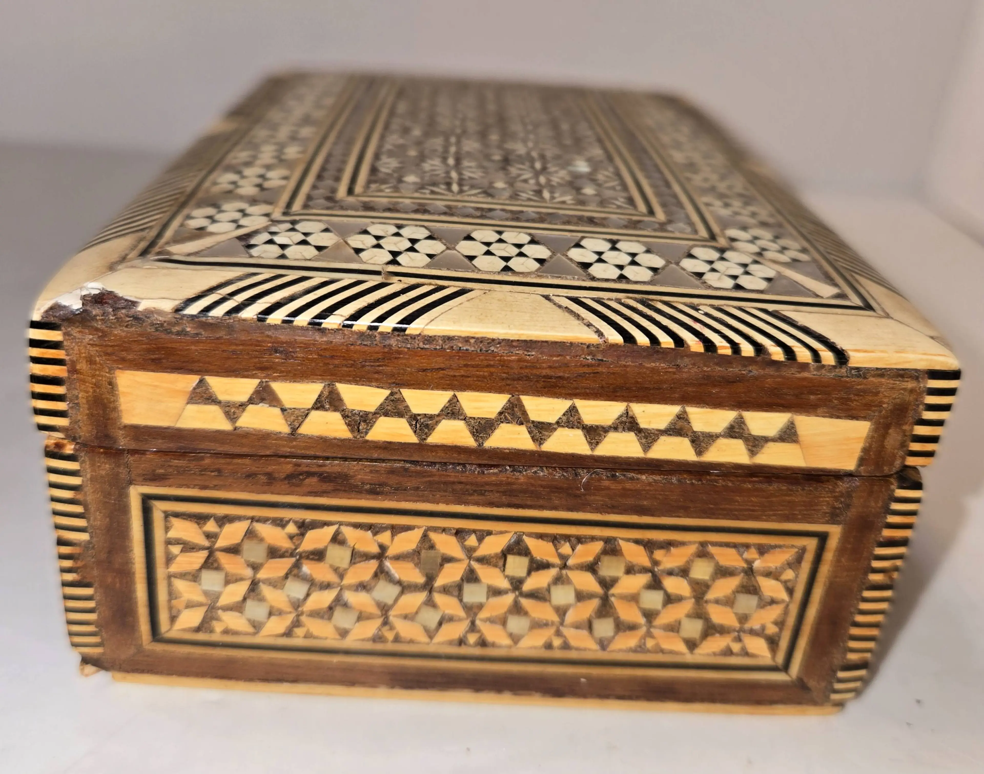 Image 1 of 6