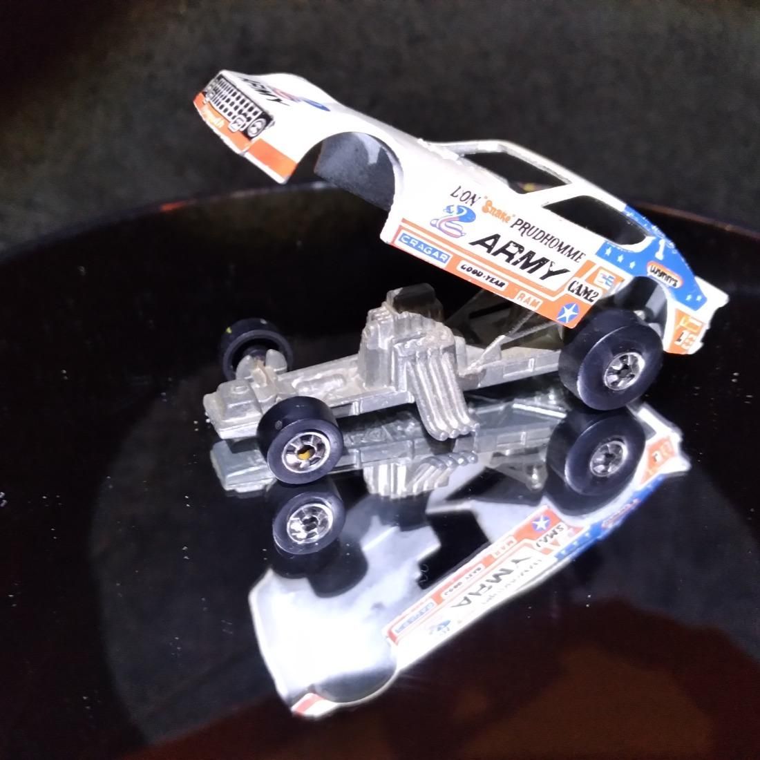 Hot Wheels Vintage 1977 Don Snake Prudhomme Army Funny Car