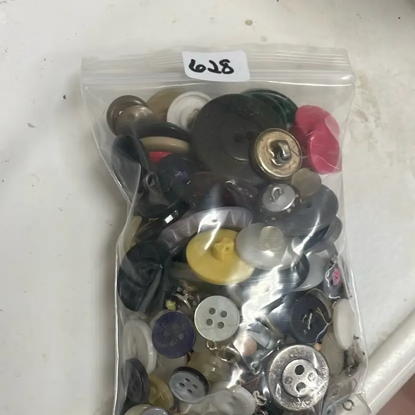 Bag Of Buttons 628