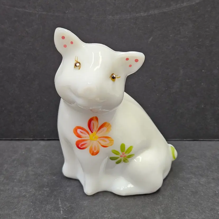 Fenton 3.75" Milk Glass Hand Painted Pig Piggy Figurine Flower Power