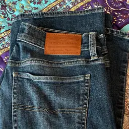 Women’s Lucky brand jeans size 4/27R