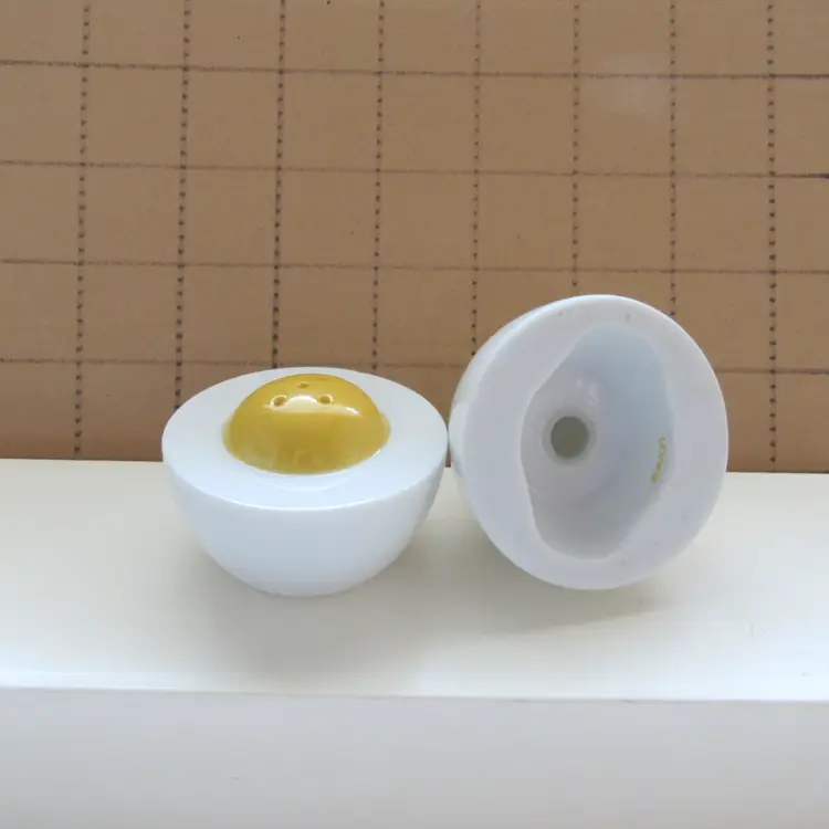 Stacking Hard Boiled Egg Salt and Pepper Shaker Set