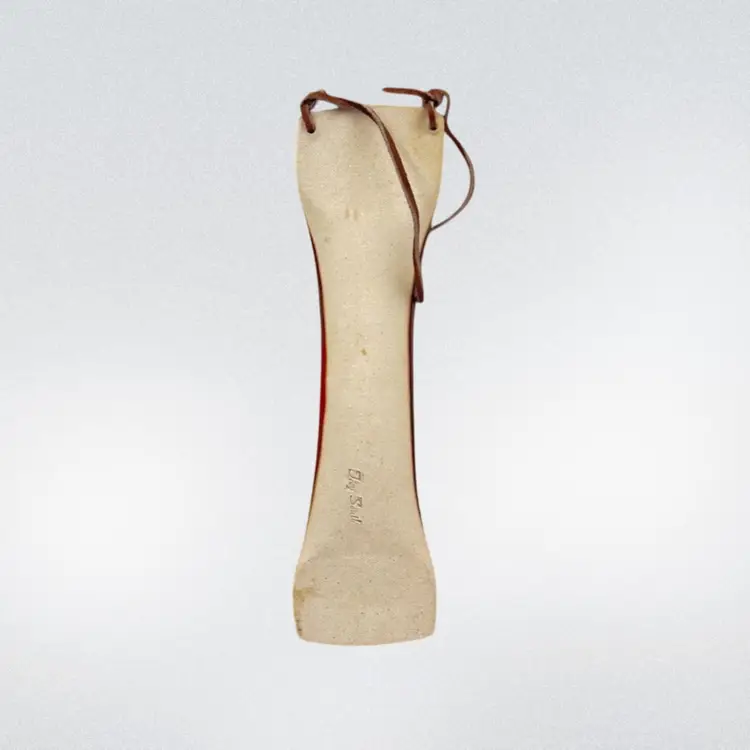 WALL POCKET 
MATCH HOLDER
POTTERY
Signed  By Trey South - Waco Texas
Sunburst Cranberry Red
Flower Vase