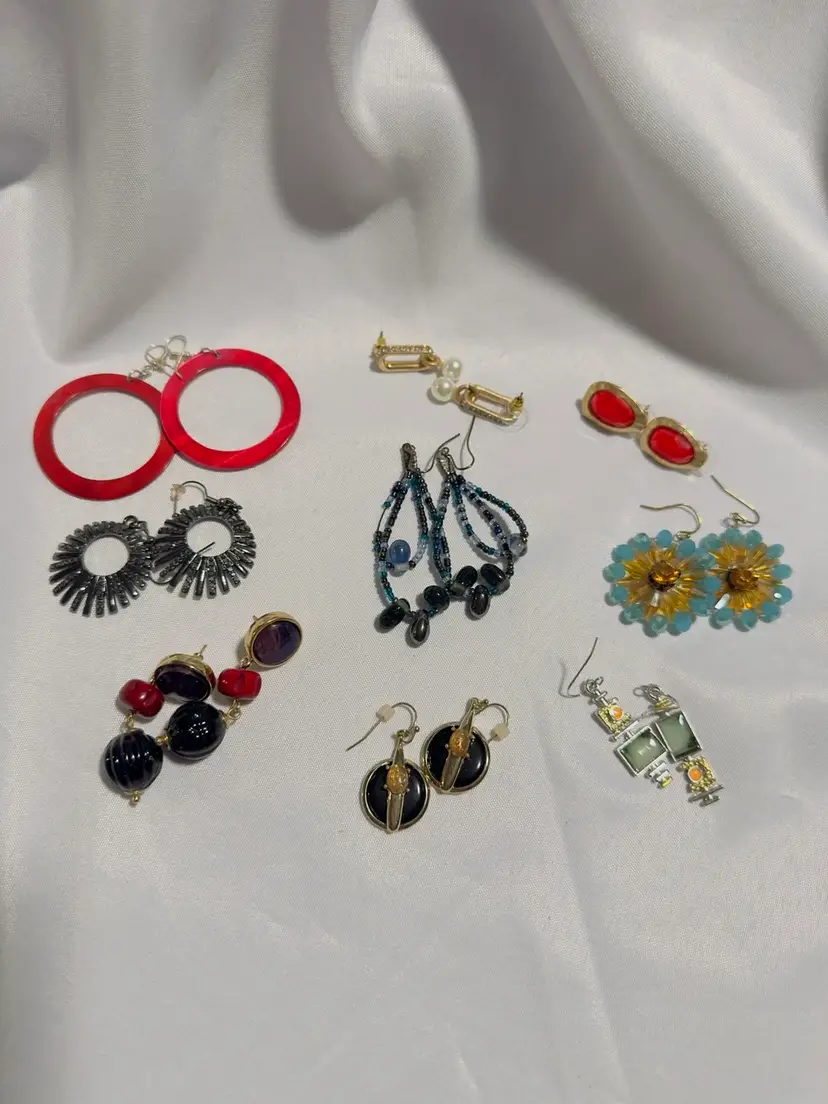 #18 Lot Of 9 Pierced Earrings Vintage Till Now, Mixed Styles, Unmarked, Acrylic Rhinestones Pinks Black Stainless Steel Circles Seed Beads