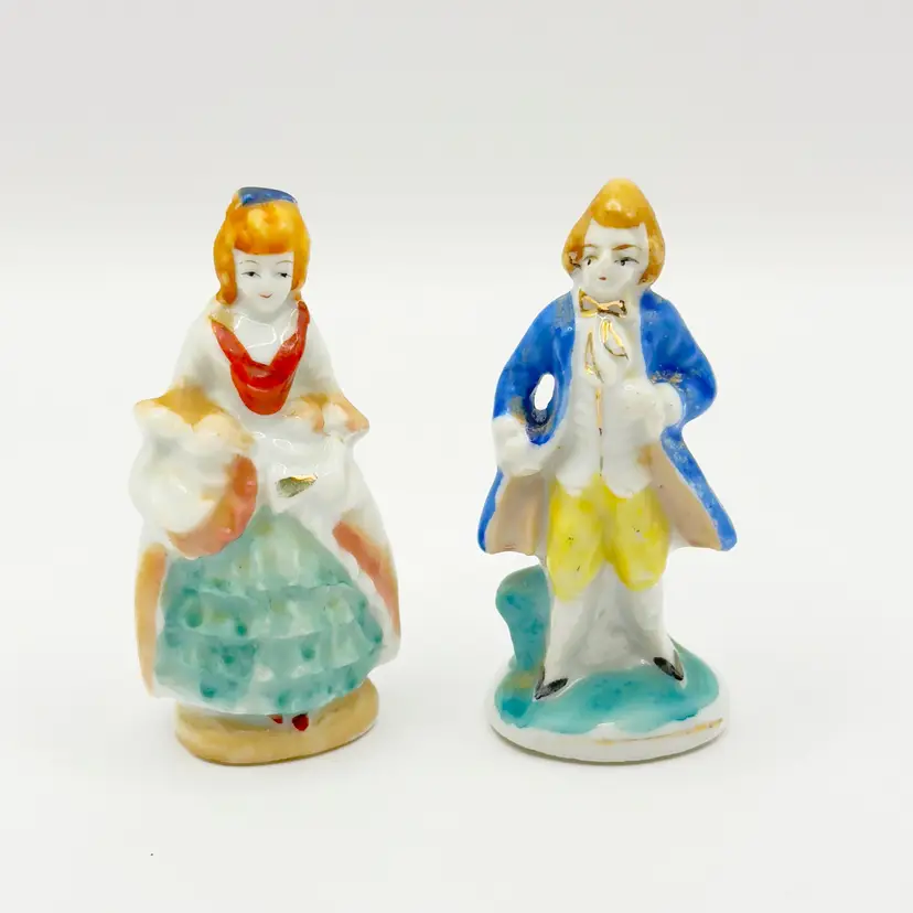 Vintage Colonial Couple Figurines, Hand-Painted Porcelain, Charming Home Decor, Unbranded, Made in Occupied Japan